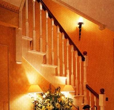 Правила безопасного крепления балясин для лестниц - деревянных, металлическ ... - фото