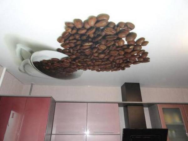 Преимущества применения на кухне натяжных потолков с рисунком - фото