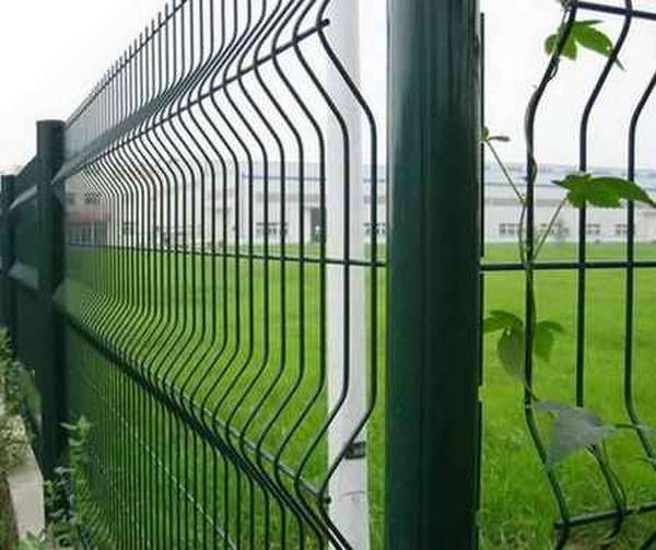 Забор 3D из сварных прутьев с фото