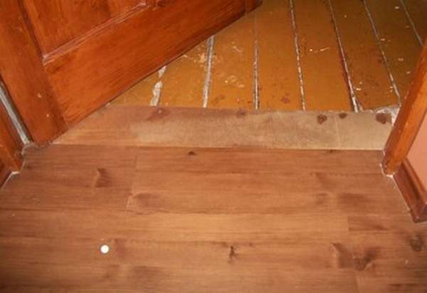 Укладка ламината на деревянный пол с фото